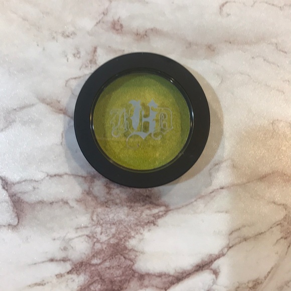 Kat Von D Other - KAT VON D Metal crush eyeshadow